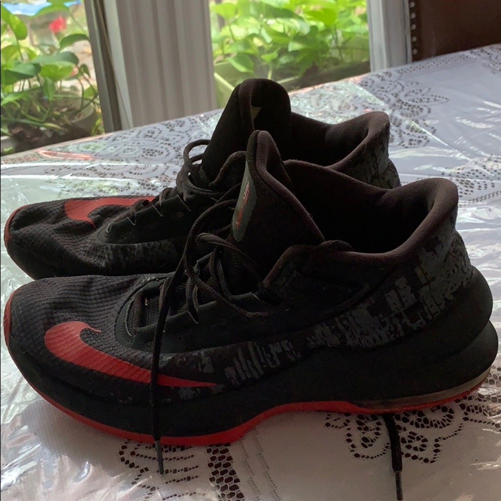 Nike air max’s men’s shoes 10.5 preowned